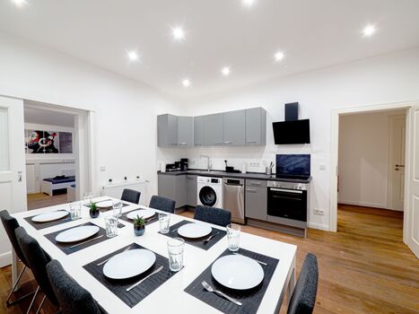 Haus: 4 Whg. + Max. 27 Per. Foto 2
