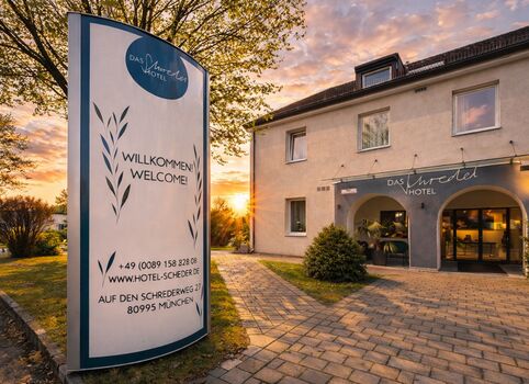 Das Schreder Hotel - Munich Free Parking Bild 2