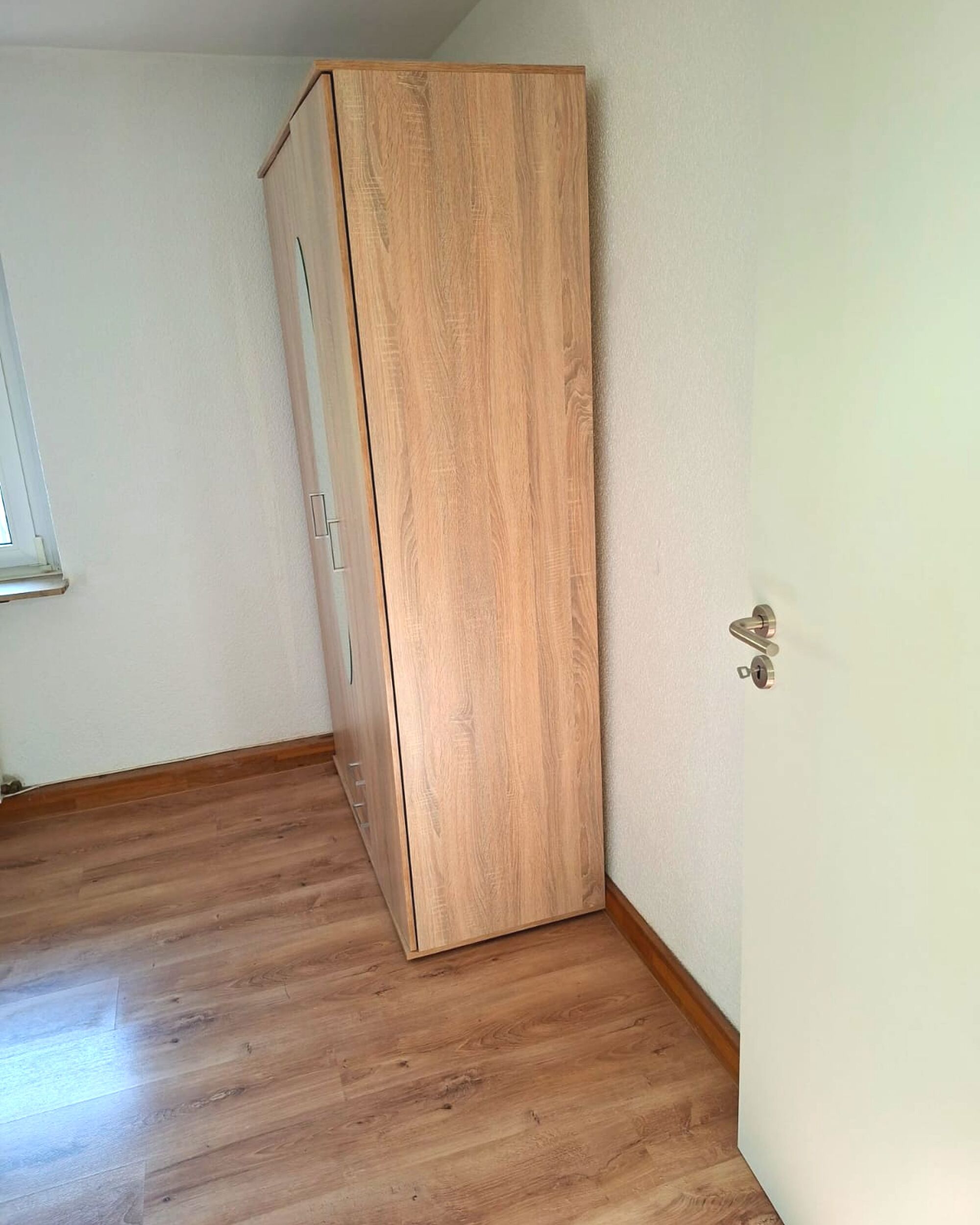 Zimmer Schrank