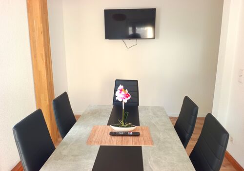 Große 3 Zimmer Wohnung mit 2 x Balkon, Untergruppenbach