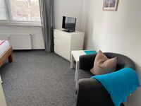 Zimmervermietung-Weiß Bild 1