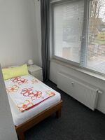 Zimmervermietung-Weiß Bild 3