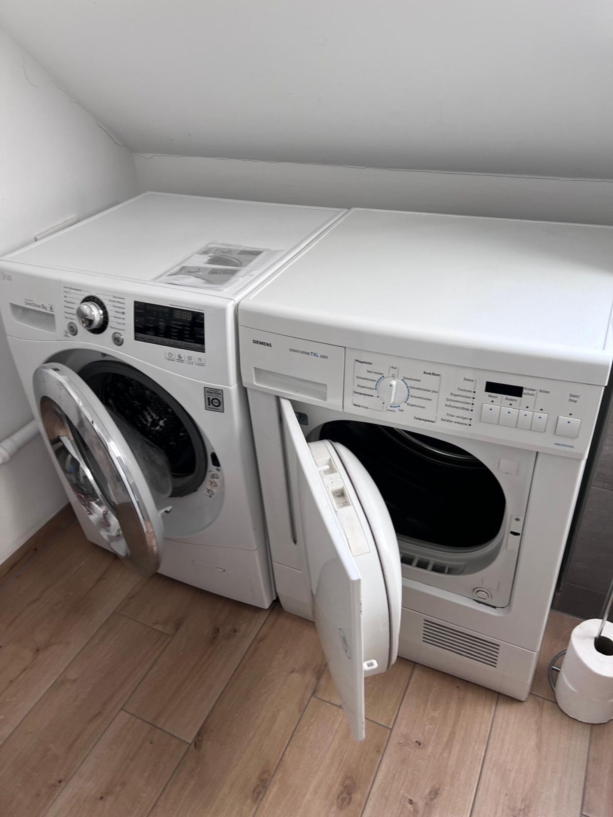Waschmaschine und Trockner