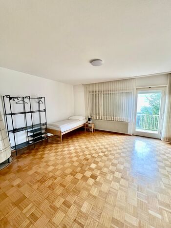 Möblierte Zimmer in ruhiger und grüner Lage ab 17,5 Euro Foto 1