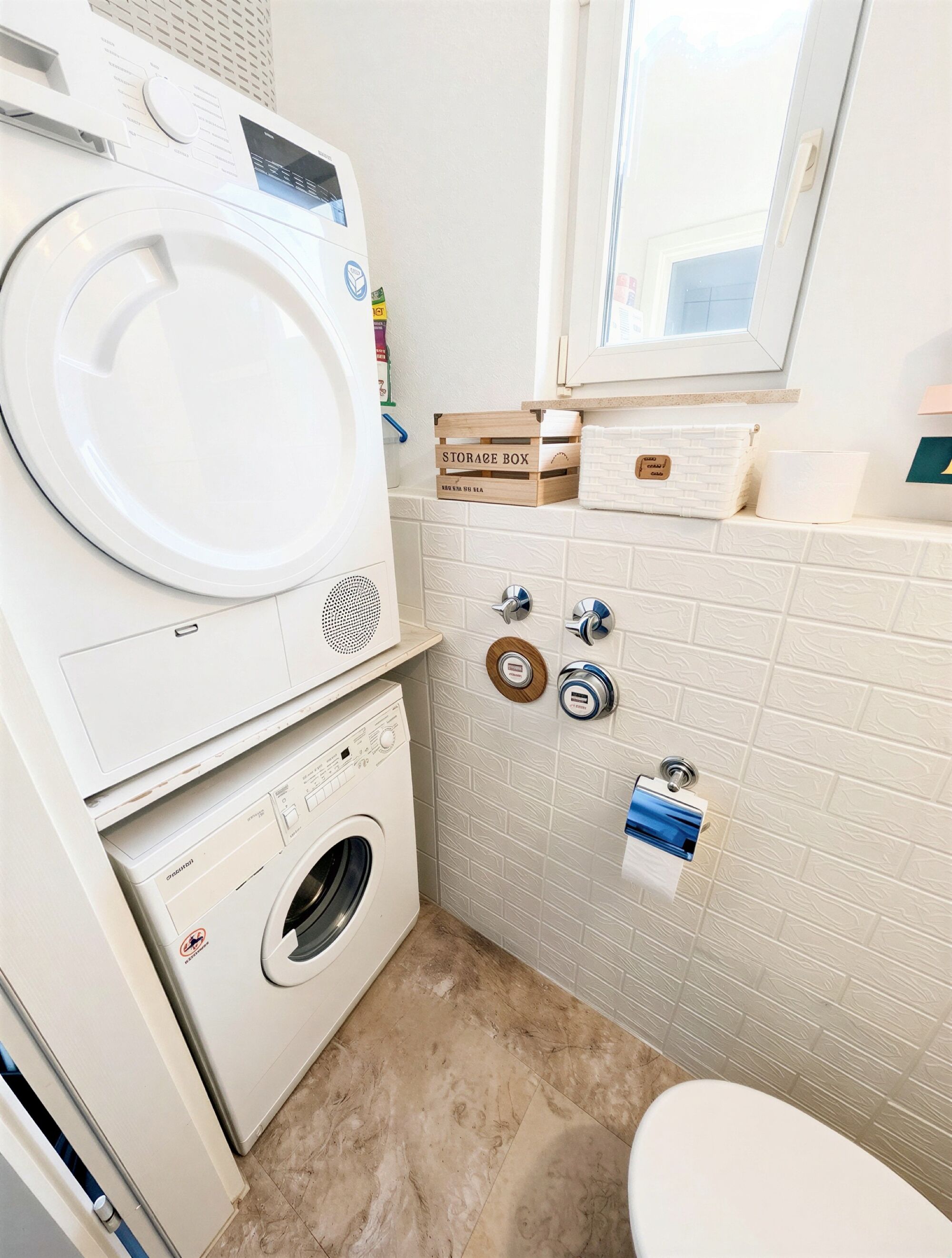 WC extra mit Waschmaschine Trockner