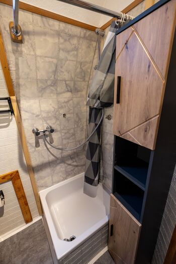 1-Zimmer Apartment Badezimmer