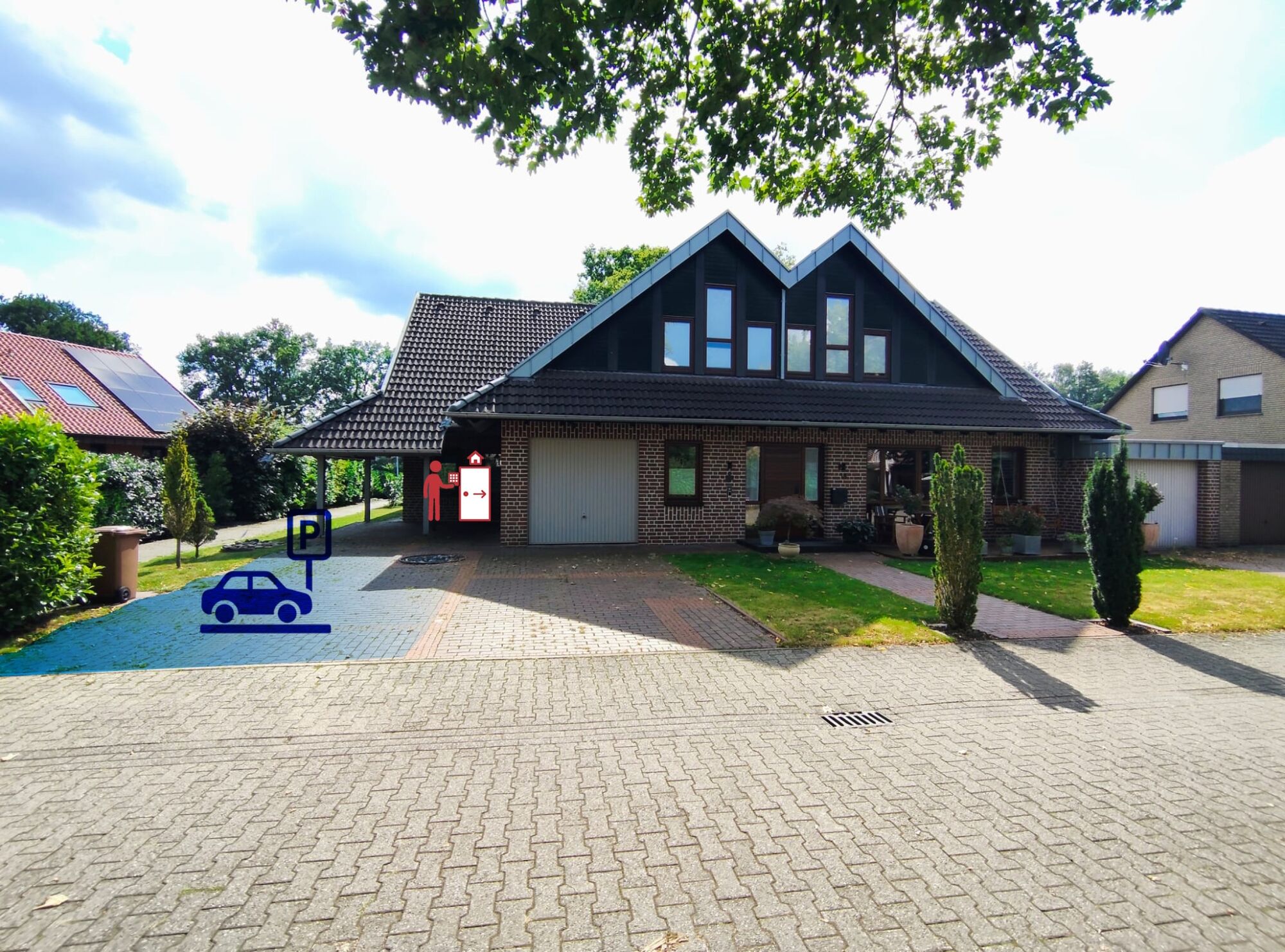 Eingang in die Wohnung ist separat und es gibt einen eigenen Parklatz