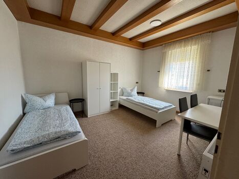 3x3 Zimmer Wohnungen in Esslingen am Neckar/Stuttgart (Haus) Bild 5