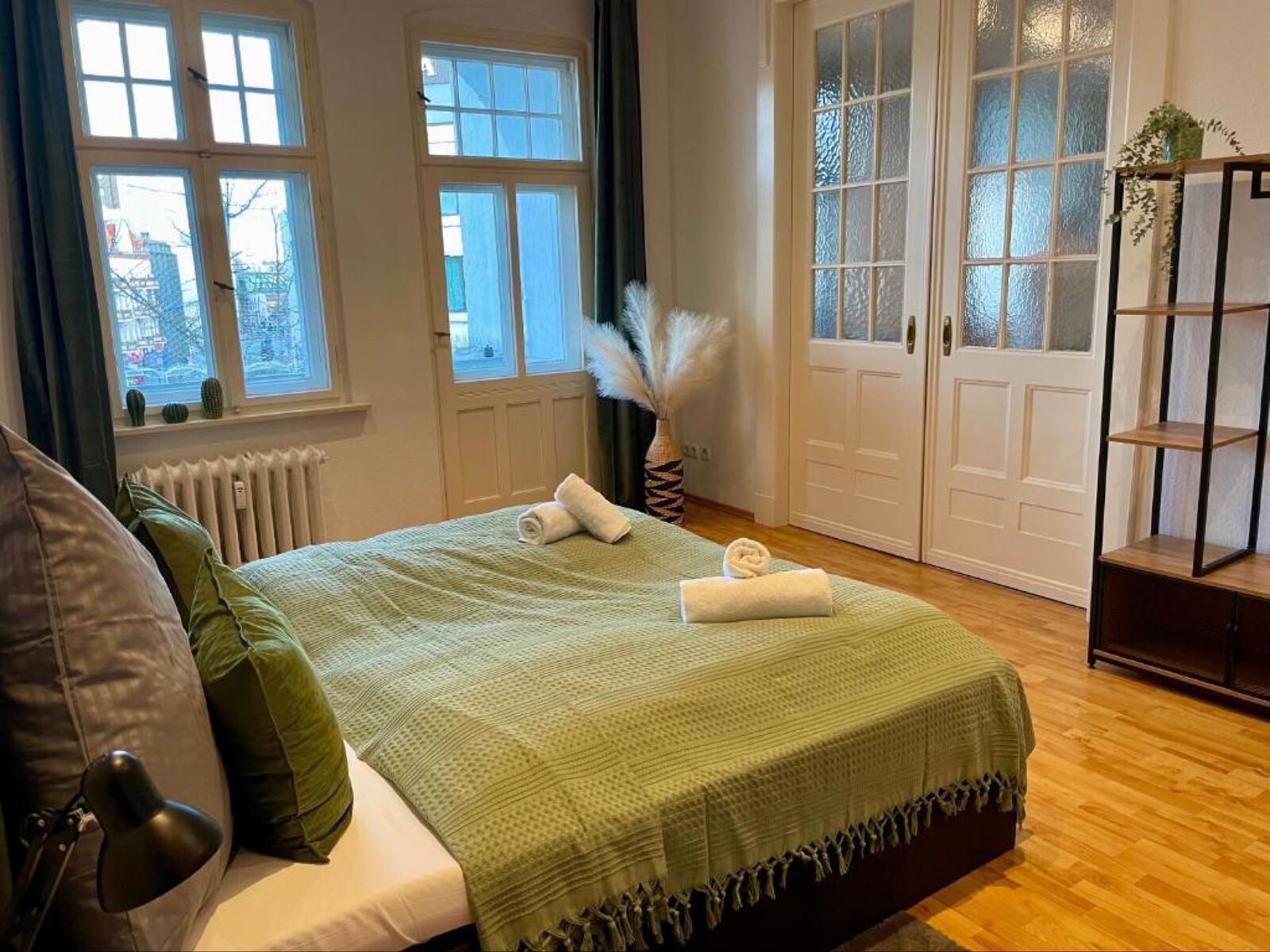 Schlafzimmer 1
