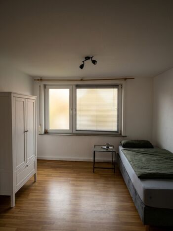 help2rent M2 - HI/SZ/PE 15 Min | Unterkünfte für Ihr Team Bild 3