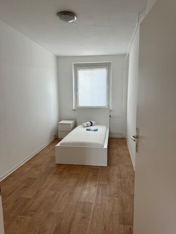 Rostock Apartment Helsi! (4-20Pax) Bild 2