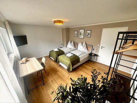 Apartment 4 Room 1