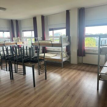 Achtbettzimmer