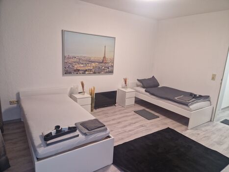 Vermittlung Weber 2* - 20 Personen Unterkünfte Bild 1