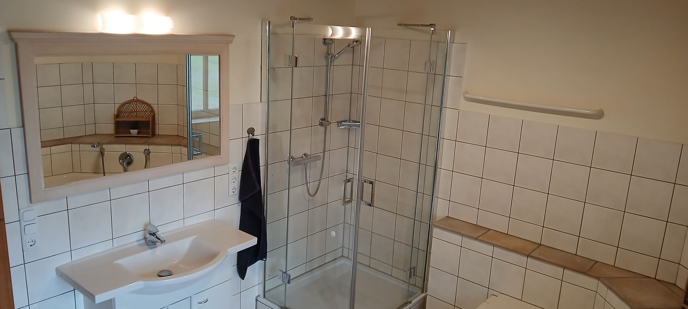 Wohnung Flieder Badezimmer