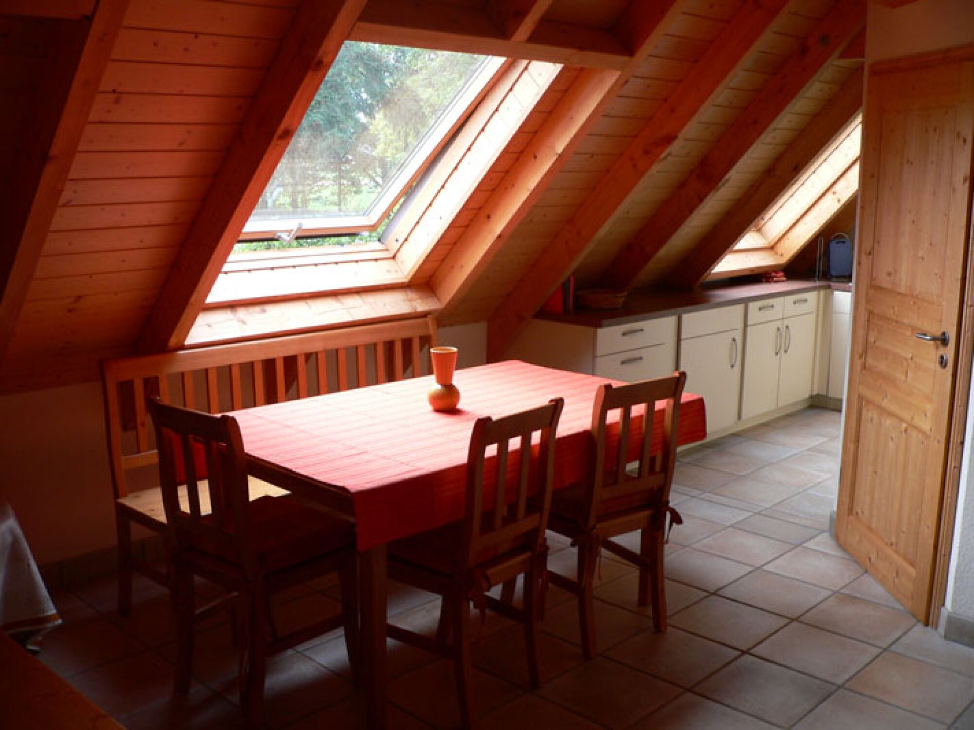 Wohnung Findling oben Esszimmer