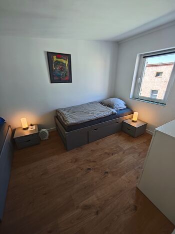 Neu saniertes Penthouse Apartment mit offener Wohnküche Picture 2