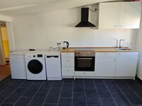 Neu saniertes Penthouse Apartment mit offener Wohnküche Picture 1