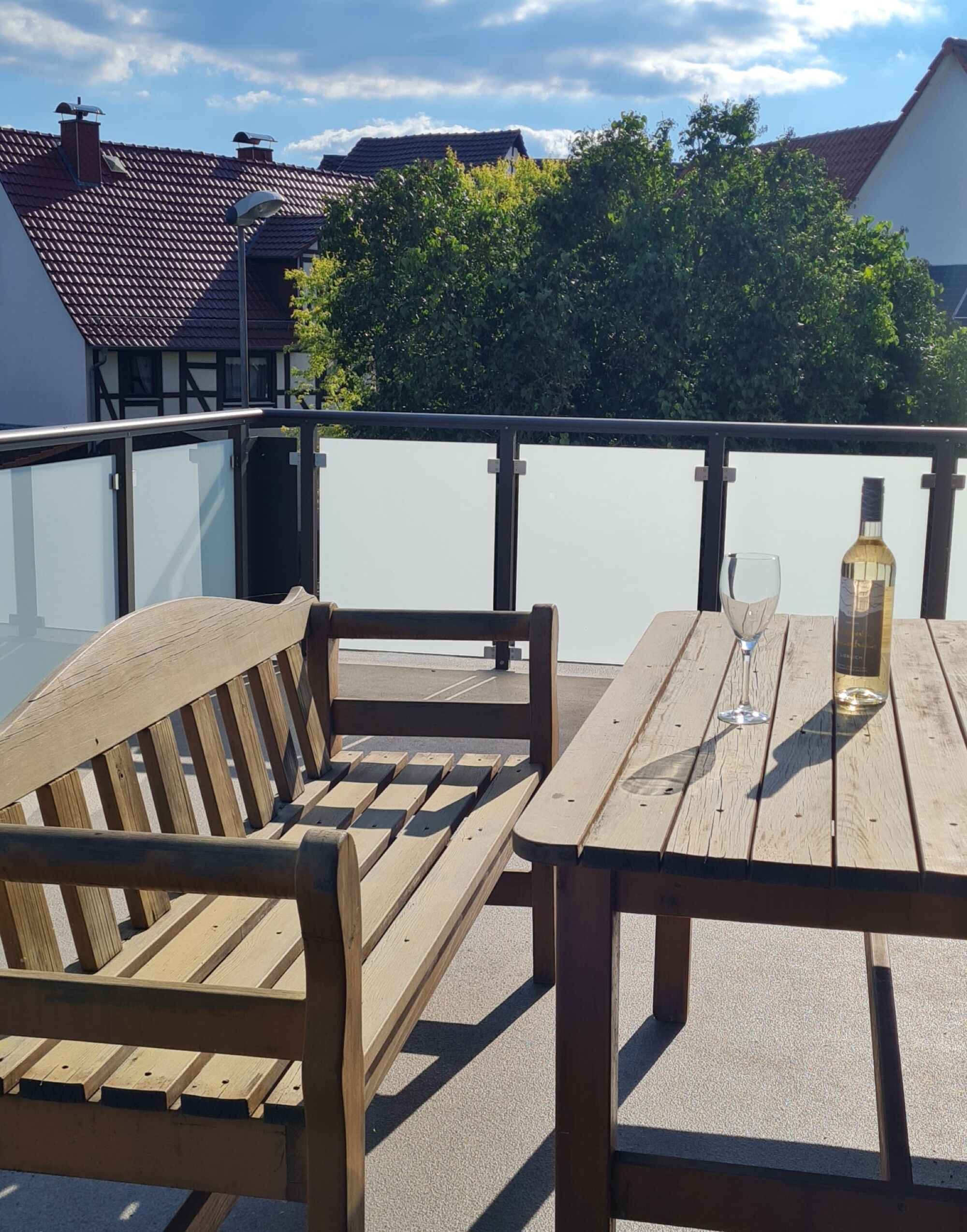 Große Terrasse Erdgeschoss Zugang von EG Flur/Schlafzimmer