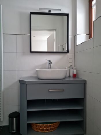 Gemeinschaftsbad Waschtisch 1. Obergeschoss 
