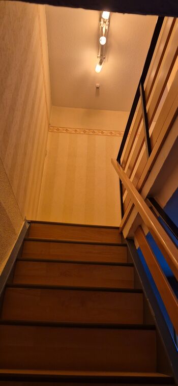 Treppe zu 2. Obergeschoss