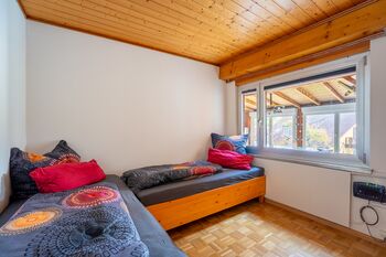 Schlafzimmer 1 mit 2 Einzelbetten