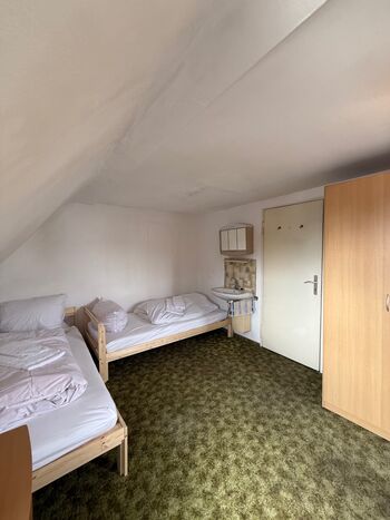 ALL INN Wohnung, Küche, Bad, Einzelbetten 7 Personen Foto 2