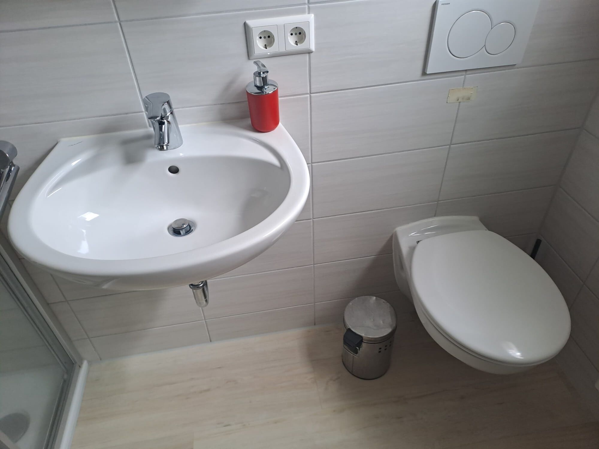 Bad & WC 1