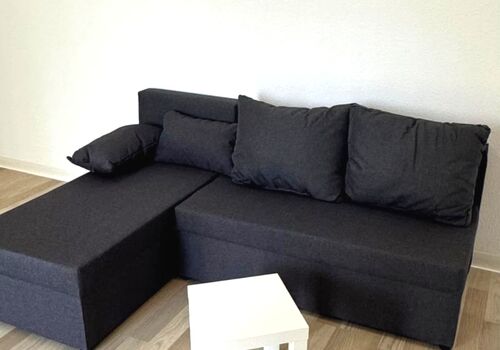 Sofa im Wohnzimmer auch zum Schlafen