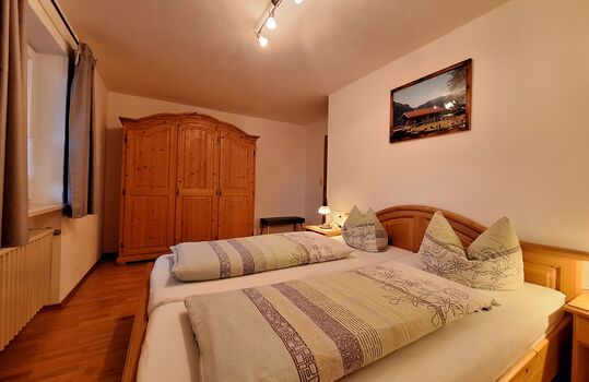 Schlafzimmer im Alpenstil