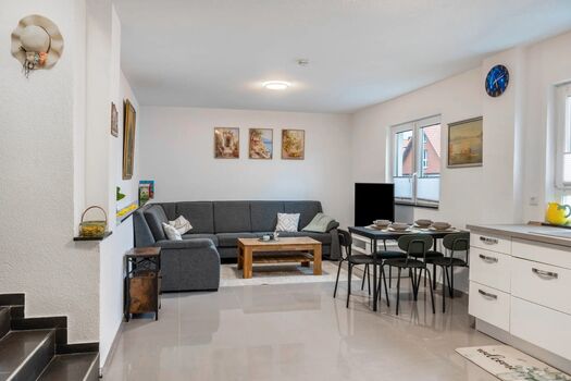 Schöne Wohnung in ruhiger Gegend Bild 1