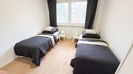 Ganze Wohnung mit Einzelbetten, WLAN, Küche, Parkplatz, TV Bild 2