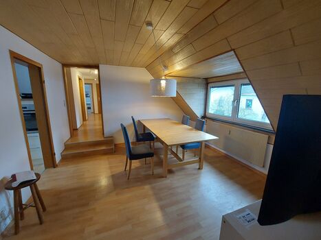 Schöne 5-Zimmerwohnung/ 4 Schlafzimmer - Idstein Picture 2