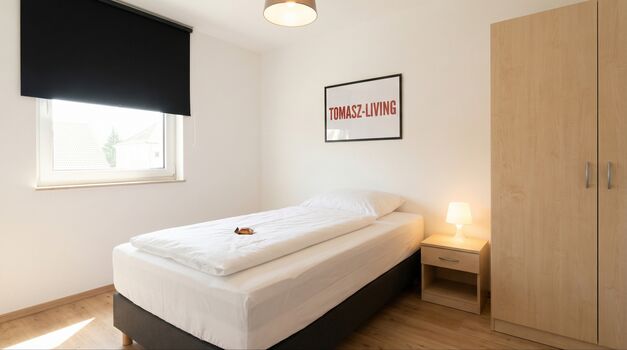 GK50 / TOMASZ-LIVING in SIMMERATH - Parkplatz und WLAN Bild 3