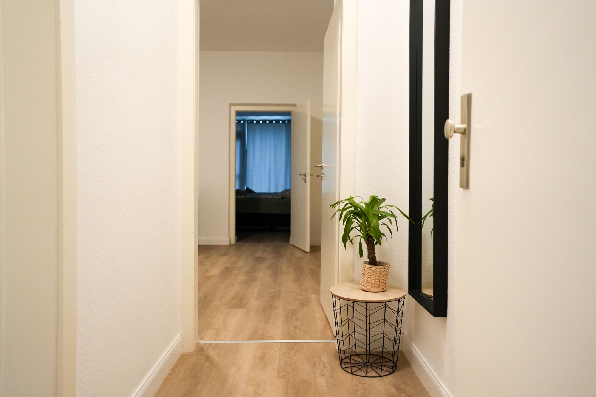 Sicht des Eingangs / Flur 