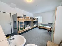 Berghaus über dem See - Herberge im Hoff Schawernack Bild 1