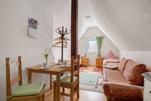 Sila 3: Wohn-Sitzbereich im Raum