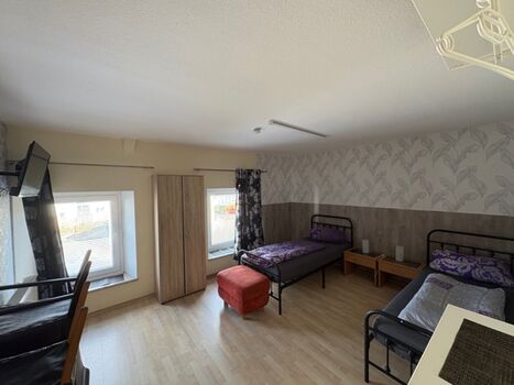 2 Bett Zimmer Monteur Wohnung 