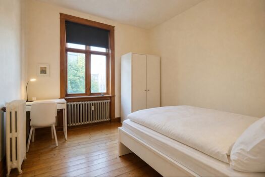 FL13 / TOMASZ-LIVING in PADBORG - Transport-Parkplatz Bild 2