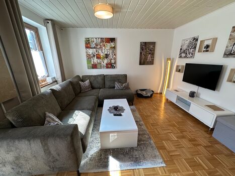 Gemütliche Wohnung mit Holzkamin Bild 3