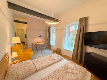 Ruhige, neue Ferienwohnung für 1-2 Personen, WLAN, Parkplatz Bild 1