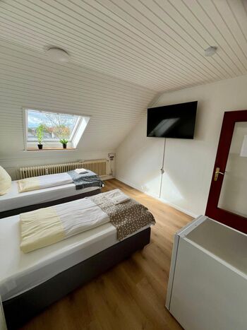 Ruhige 1-Zimmer-Wohnung im Grünen Bild 1