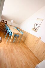 Moderne Studio Apartment Picture 2