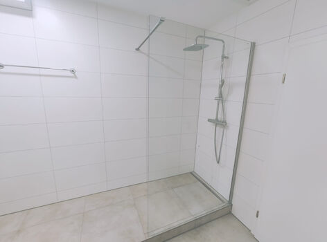 Bad I - Regendusche
