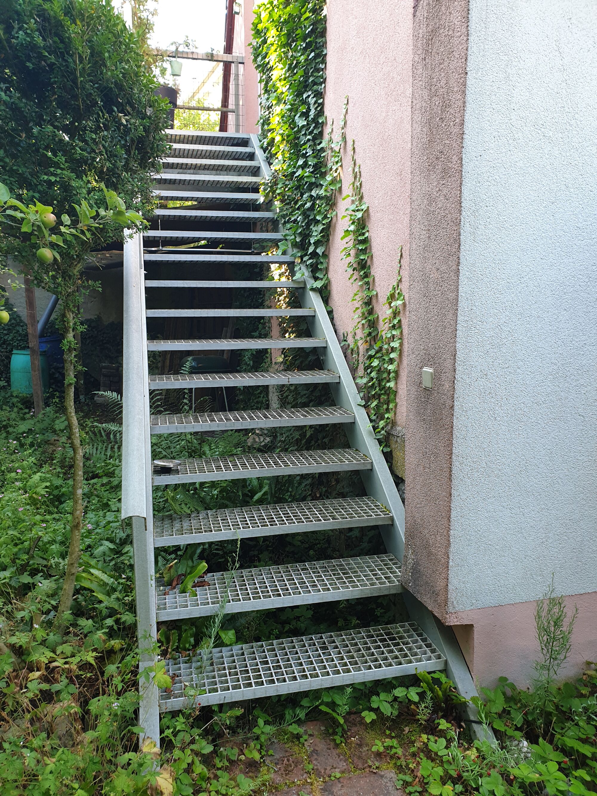 Aussentreppe zur Wohnung