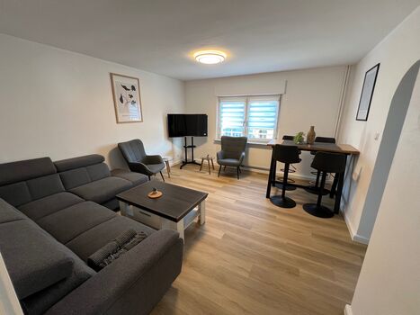 App 2 Wohnzimmer