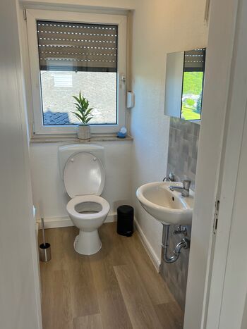 App 2 Gäste WC 2