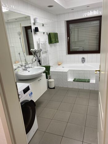 Einzigartige Wohnung mit viel Extras. Bild 3