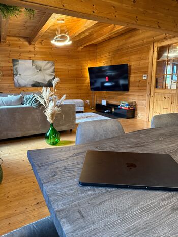 VINNEN LODGE | Moderne Holzhausoase für 8 Personen Bild 3