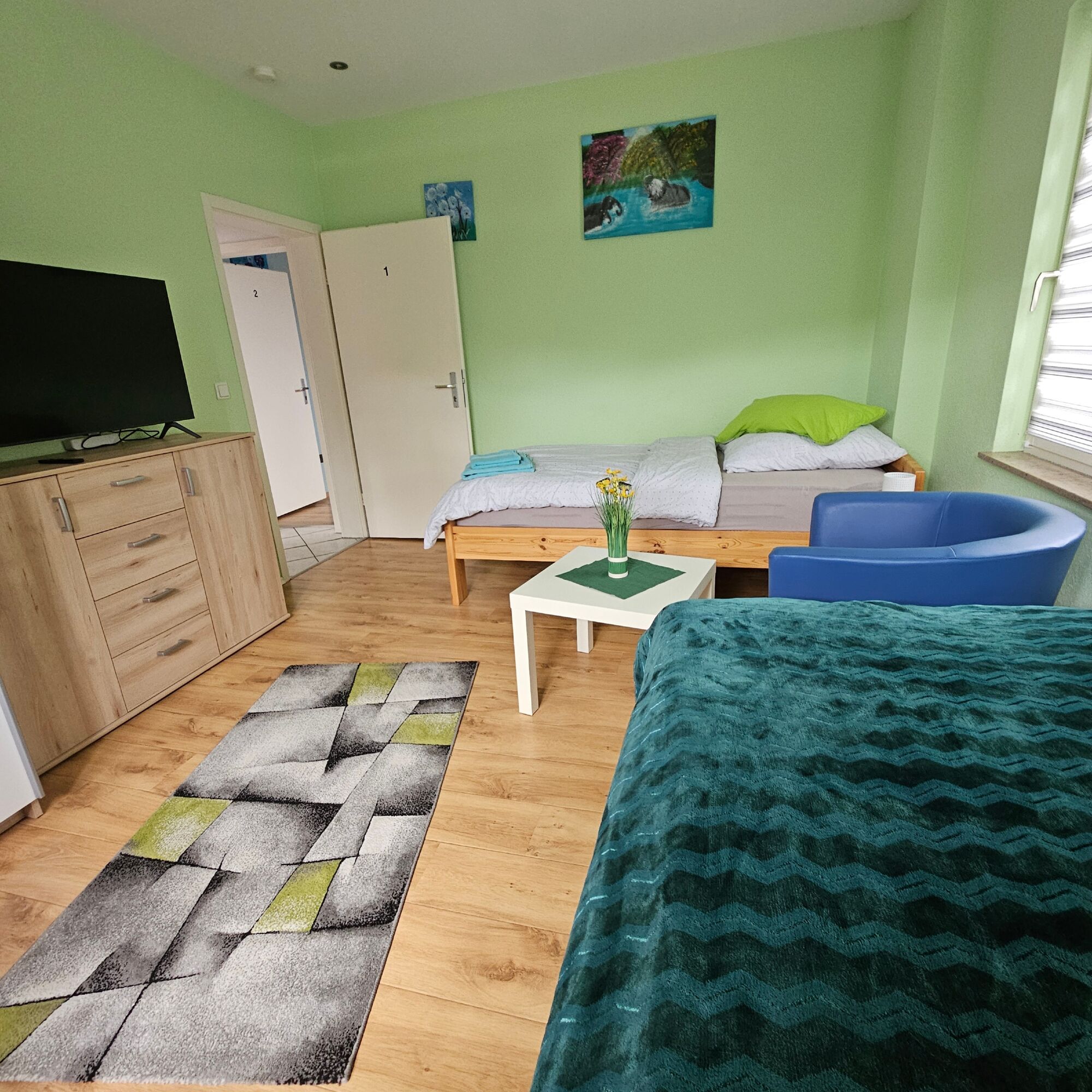 Großes Zweibettzimmer